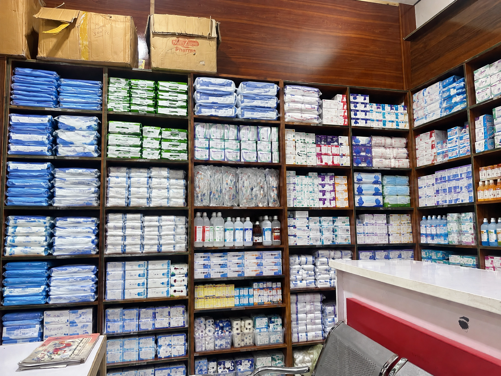 Humsay surgical supplies and sterile stock racks